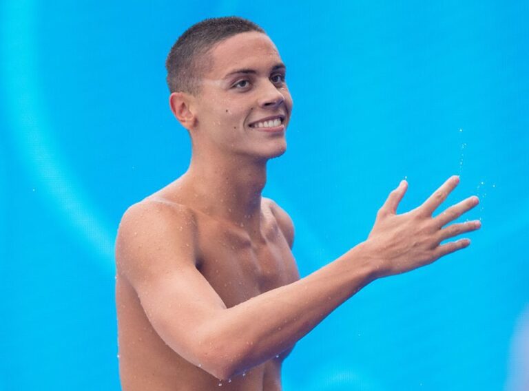 David Popovici, medalie de aur în proba de 100 m liber și RECORD MONDIAL!