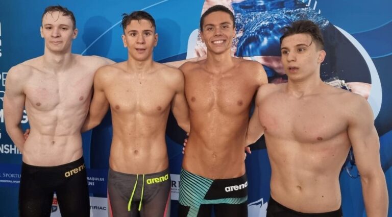Medalia de AUR la ștafetă 4×100 m liber masculin @Campionatul Mondial de Juniori de la Lima!
