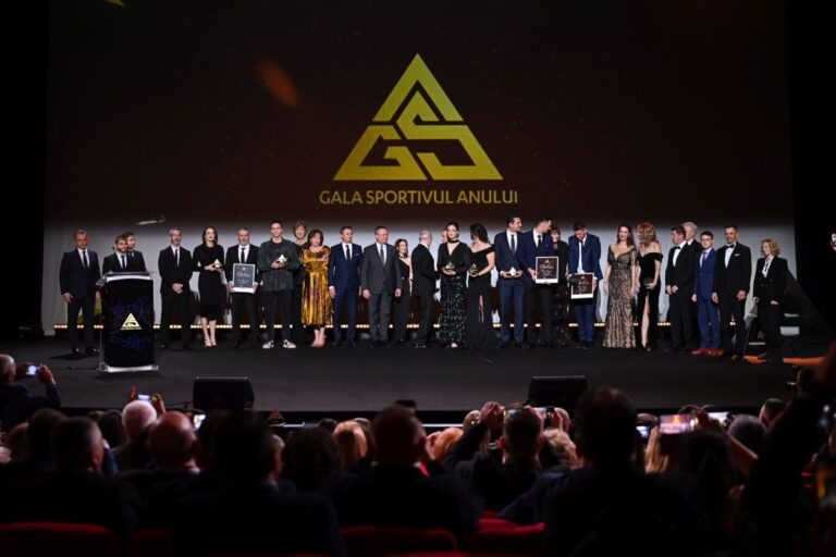 David Popovici și Simona Radiș, câștigătorii Galei Sportivul Anului 2022