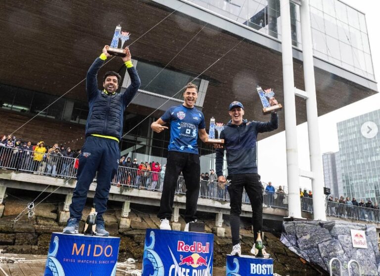 Constantin Popovici a câștigat prima etapă în Red Bull Cliff Diving World Series