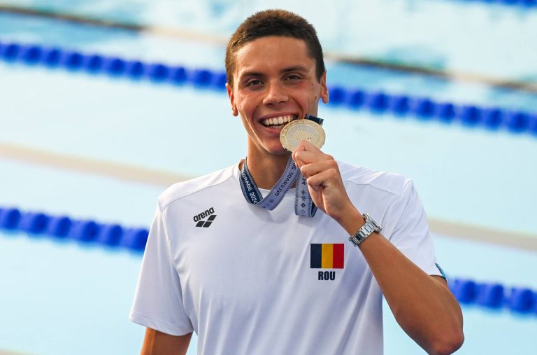 David Popovici s-a impus detaşat în finala de 200 m liber!