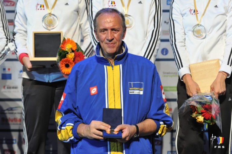 Scrima româneascâ respiră: a revenit Octavian Zidaru!