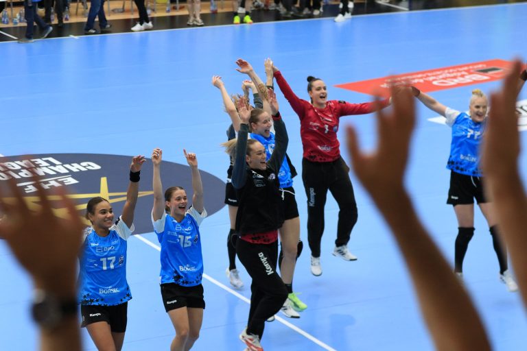 Victorii pentru Gloria Bistrița și CSM București în Liga Campionilor